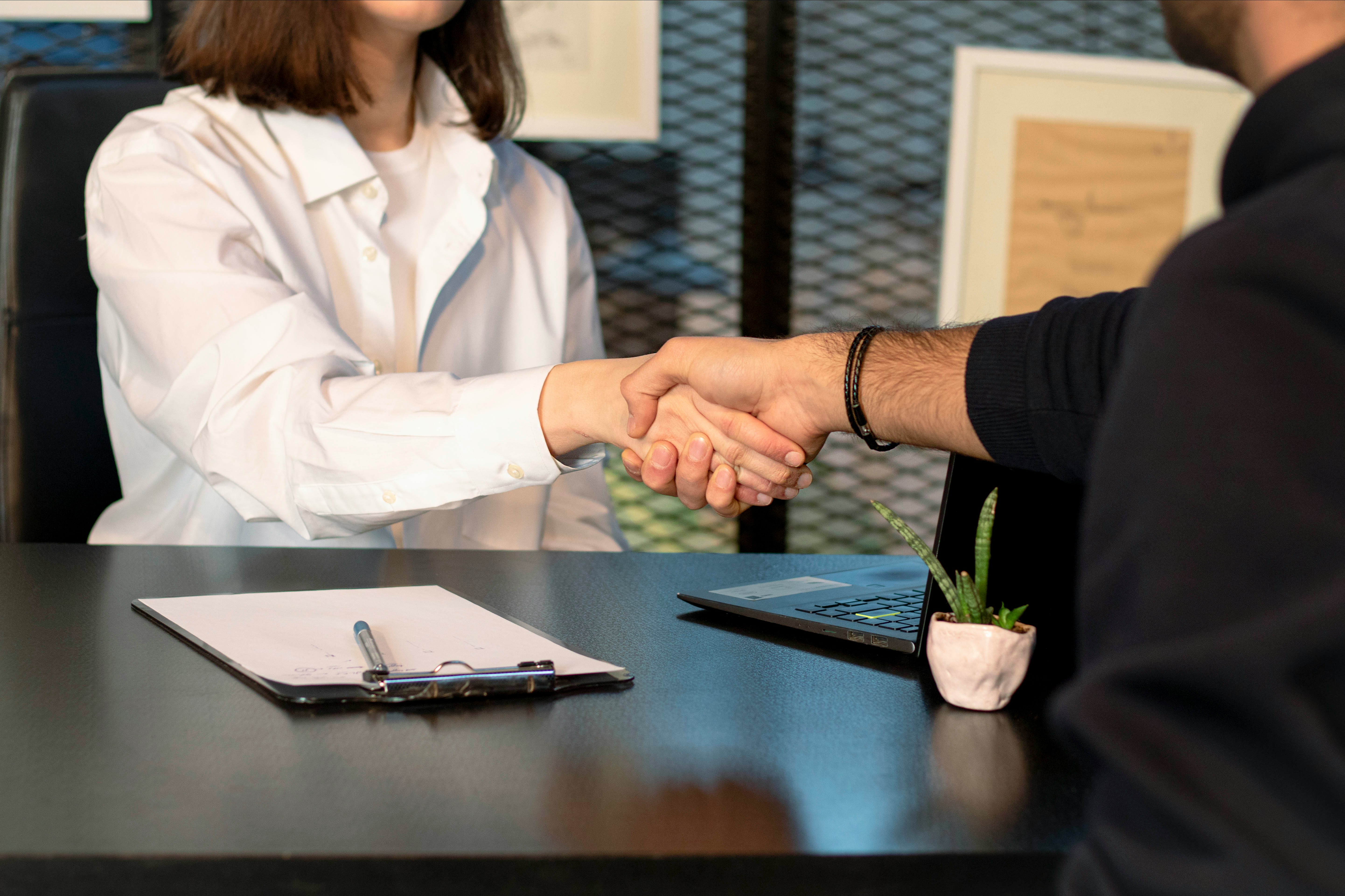 ¿Qué debe incluir una cotización de limpieza profesional?